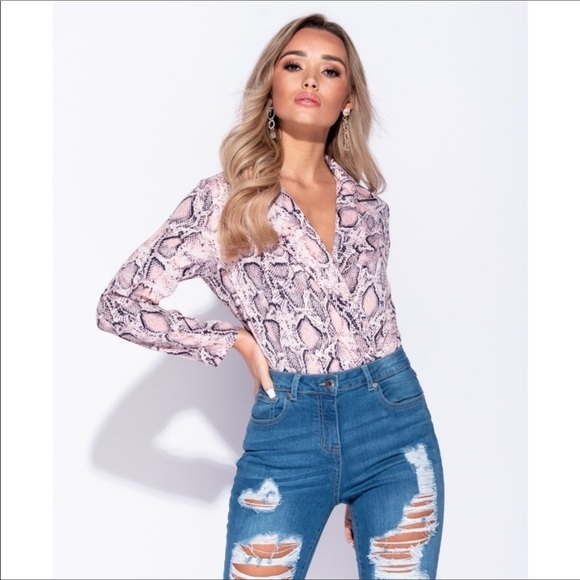 Last! Size 4 Snake Print bodysuit - Picture 3 of 3